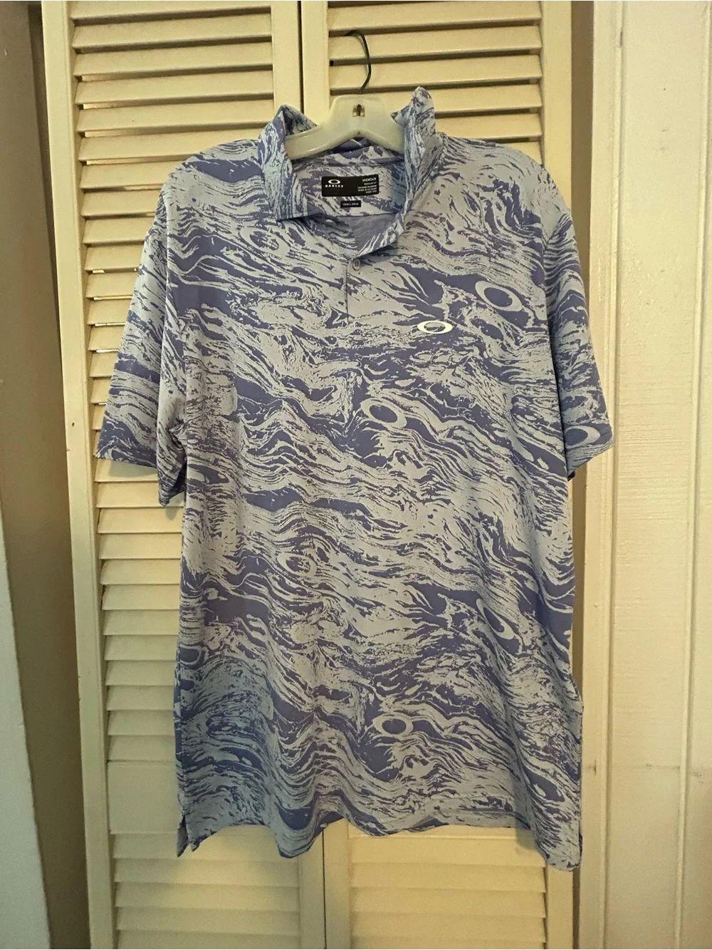 Oakley Men's Light Blue Swirl-Print Polo